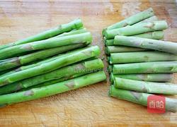 油淋芦笋的做法图解1