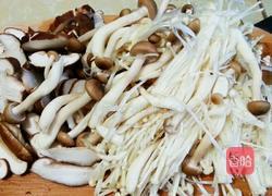 豆腐衣包菌菇的做法图解2