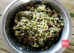 猪肉芹菜蒸饺的做法图解10