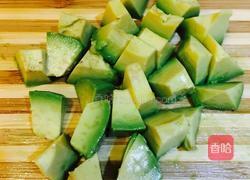 香芒三文鱼牛油果兔兔杯的做法图解5