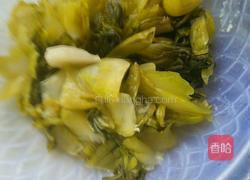 酸菜猪肚汤的做法图解2