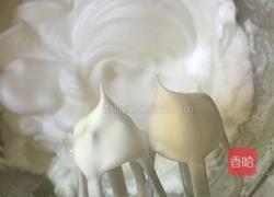 红枣葡萄干戚风(六寸)的做法图解11