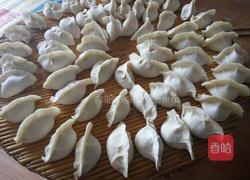 猪肉芹菜水饺的做法图解5