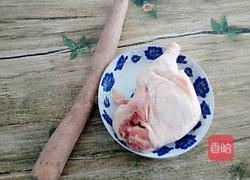 山药鸡腿煲的做法图解1