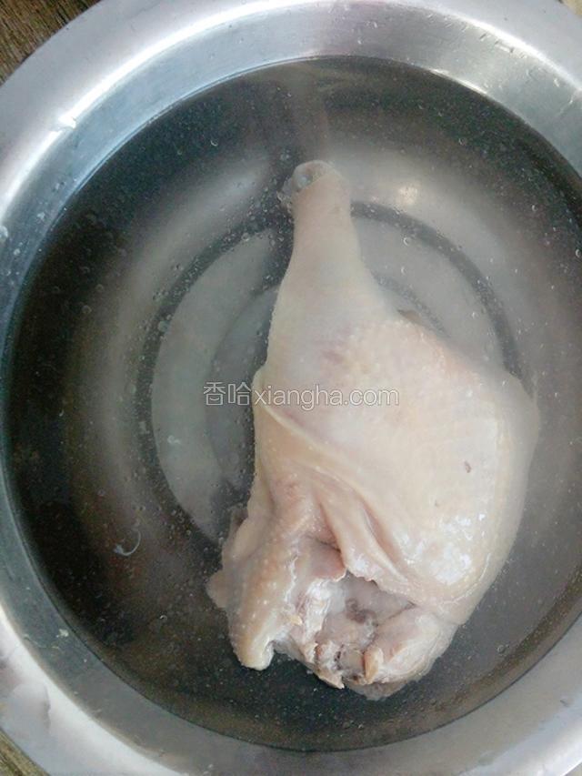 捞出！放入清水中清洗干净