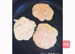 香蕉松饼-十分钟搞定早餐的做法图解3