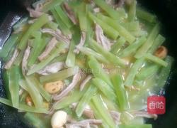 青笋烧肚条的做法图解3