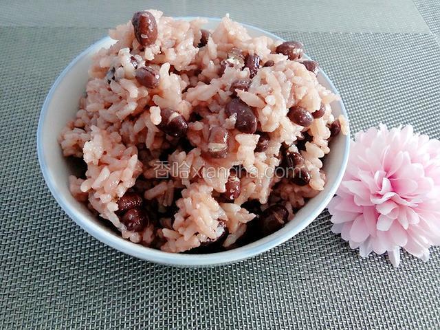 红小豆焖白米饭