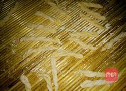 蜂蜜蛋奶小麻花的做法图解10