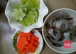 莴笋胡萝卜炒虾仁的做法图解1