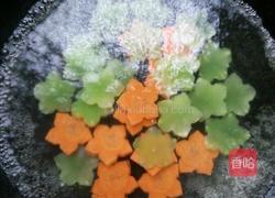 莴笋胡萝卜炒虾仁的做法图解2