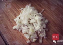 快手早餐吐司披萨的做法图解3