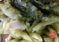 酸菜鸡的做法图解3