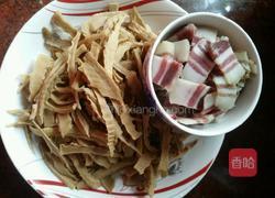 干笋炒腊肉的做法图解1