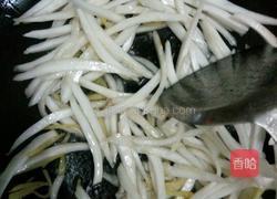 白菜梗炒瘦肉的做法图解5