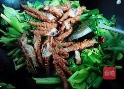 青椒炒凤爪的做法图解7