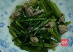 韭菜花炒肉的做法图解5