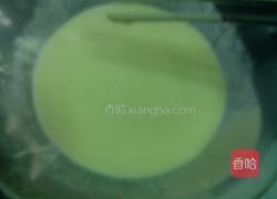 紫薯蛋饼卷的做法图解1