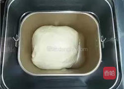 红豆沙吐司的做法图解3