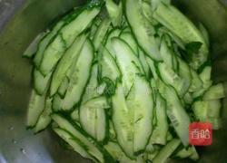 银耳拌黄瓜的做法图解4