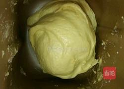 马苏里拉奶酪麻薯面包的做法图解4