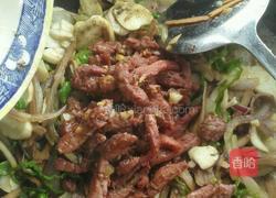 黑椒牛柳炒素什锦的做法图解5