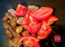 时尚妈妈教你做土豆炖牛肉的做法图解3