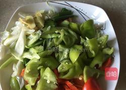 双椒小炒肉的做法图解2