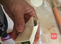 韭菜鸡蛋水煎饺的做法图解12