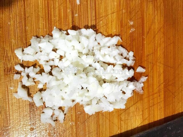 生葛切末（也可以用马蹄，口感更好）