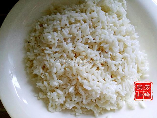 大米泡水一晚上