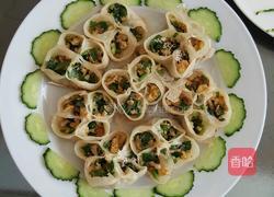 冰皮韭菜鸡蛋干贝锅贴的做法图解13