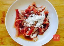 黄花菜木耳炒肉丝的做法图解3