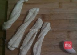 油条的做法图解2