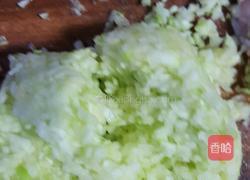 西葫芦猪肉小馄饨的做法图解3