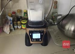 薏米绿豆粥的做法图解2