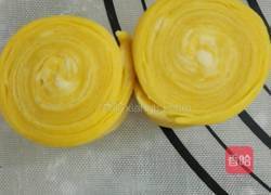 南瓜蛋黄酥这是我第一次做的样子的做法图解11