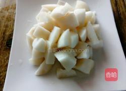 冰糖雪梨的做法图解3