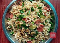 鸡蛋炒面的做法图解4