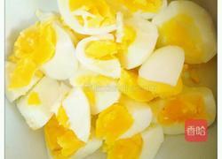 懒人菜～炸蛋的做法图解2