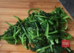 桃仁菠菜的做法图解3