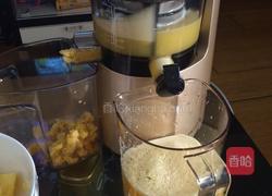 菠萝苹果汁的做法图解1