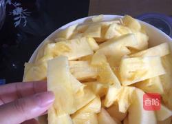 菠萝苹果汁的做法图解2