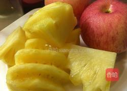 苹果菠萝汁的做法图解2