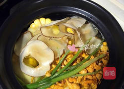 虫草排骨靓汤的做法图解2