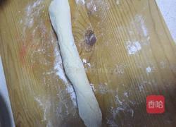土豆韭菜馅包子的做法图解3