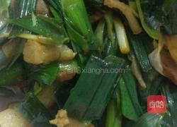 蒜苗炒肉的做法图解3