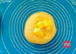 心心相印椰蓉面包的做法图解2