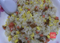 鸭肠火腿蛋炒饭的做法图解4