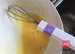 Strawberry Waffle Recipe Illustration 4